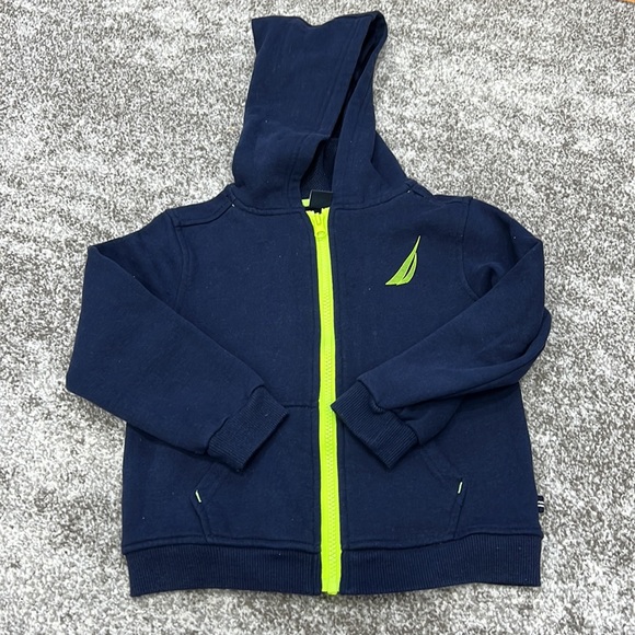 Bundle of 2 tops - Picture 3 of 3